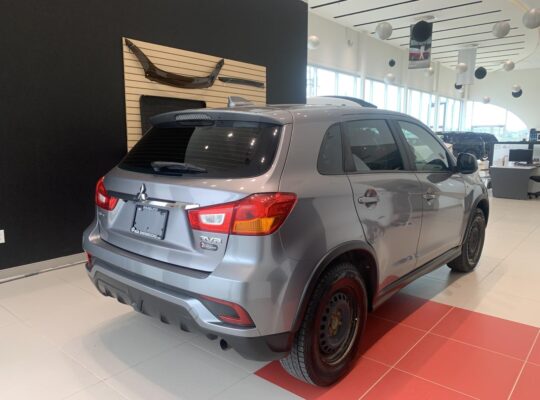 Mitsubishi RVR SE 2019