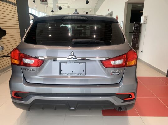 Mitsubishi RVR SE 2019
