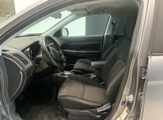 Mitsubishi RVR SE 2019