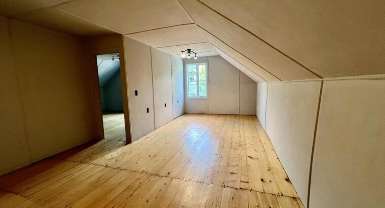 Danville, maison 3c, grande cour arrière